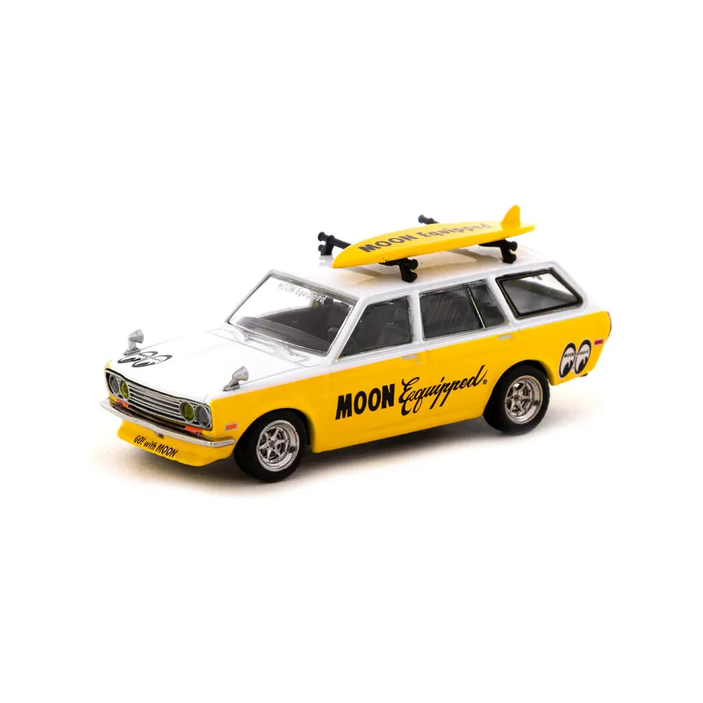 Tarmac Works Datsun Bluebird 510 Wagon Moon Equipped
