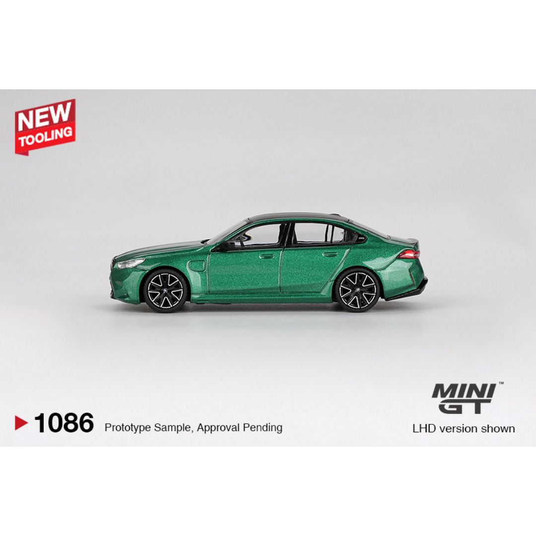 Mini GT BMW M5 Isle of Man Green Metallic - 1086