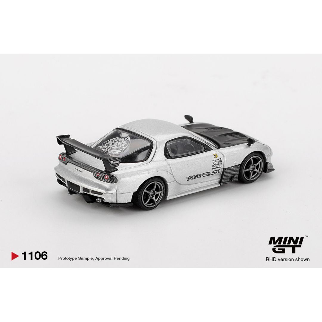 Mini GT Mazda RX-7 RE-Amemiya Silver Metallic - 1106