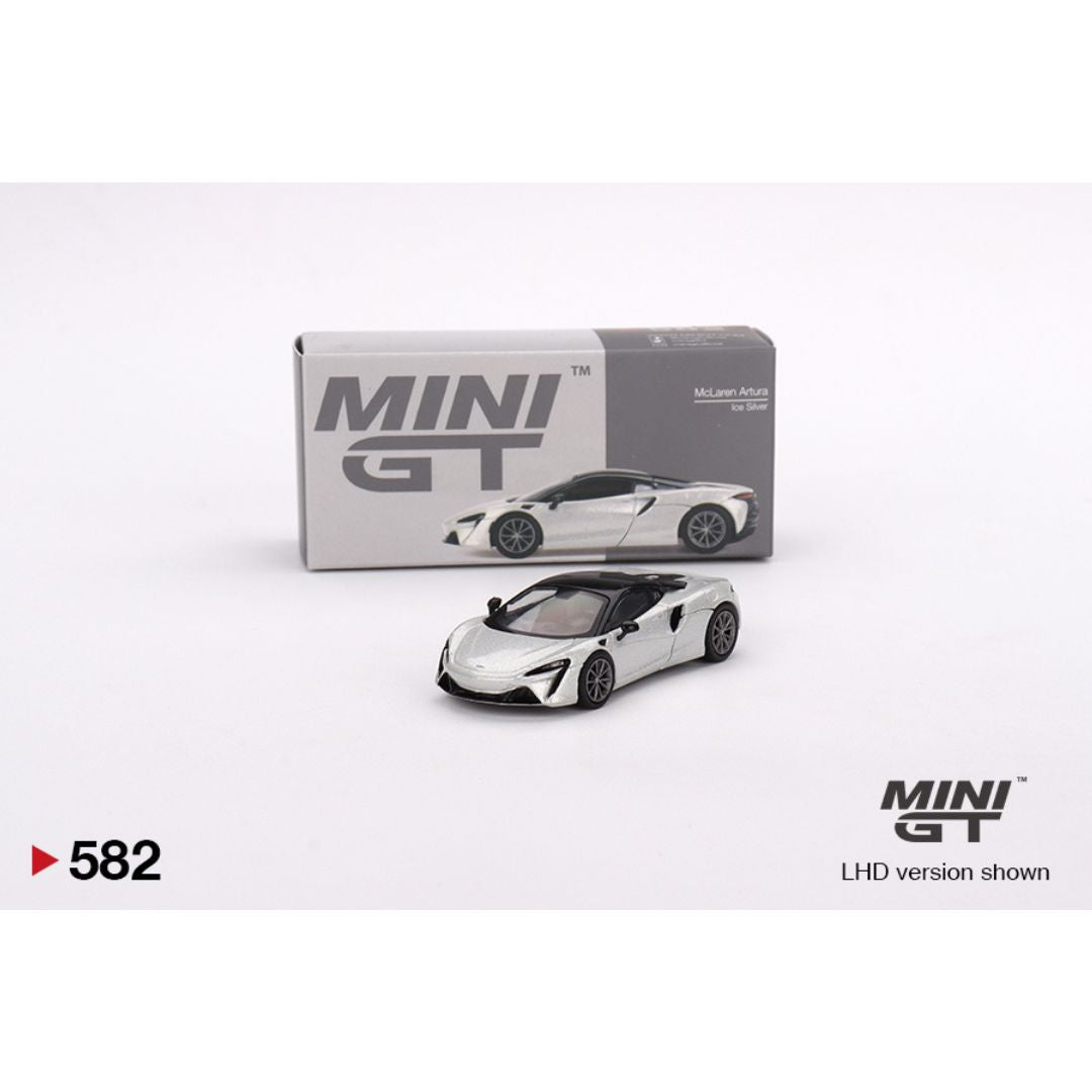 Mini GT McLaren Artura - 582