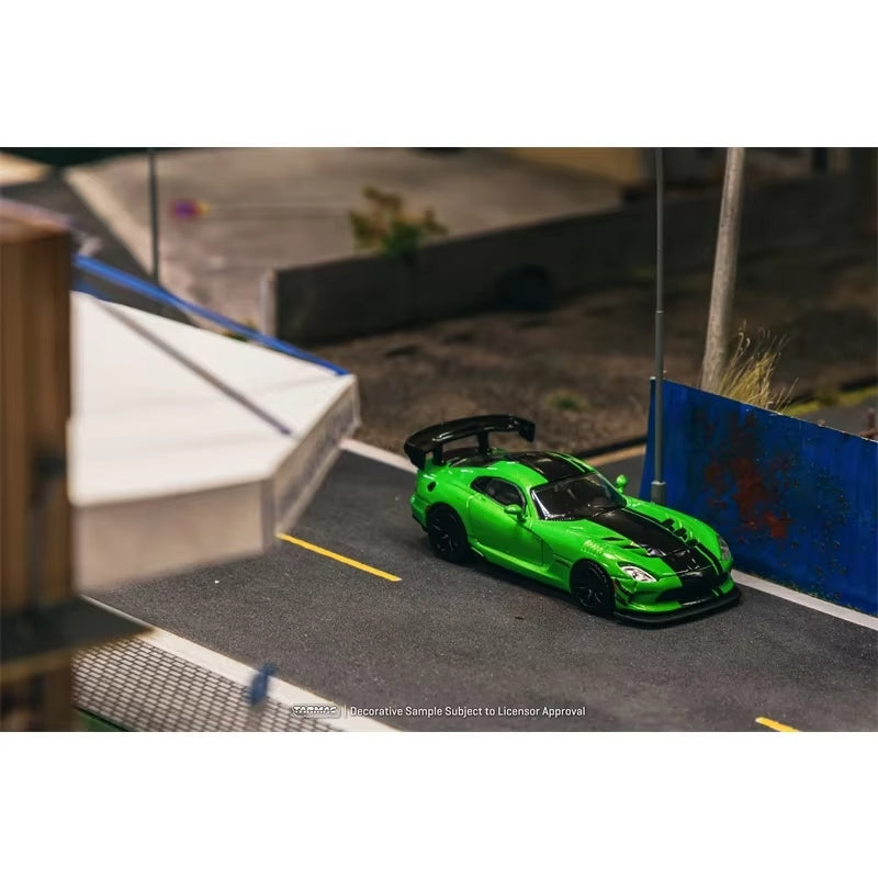Tarmac Works Dodge Viper ACR Extreme Verde