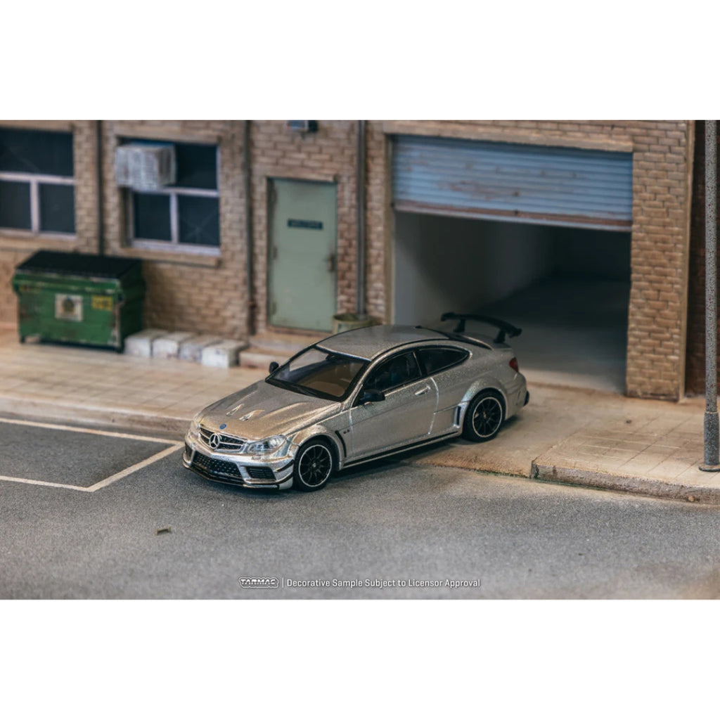 *EN CAMINO* Tarmac Works Mercedes-Benz C 63 AMG Coupé Black Series Silver Metallic