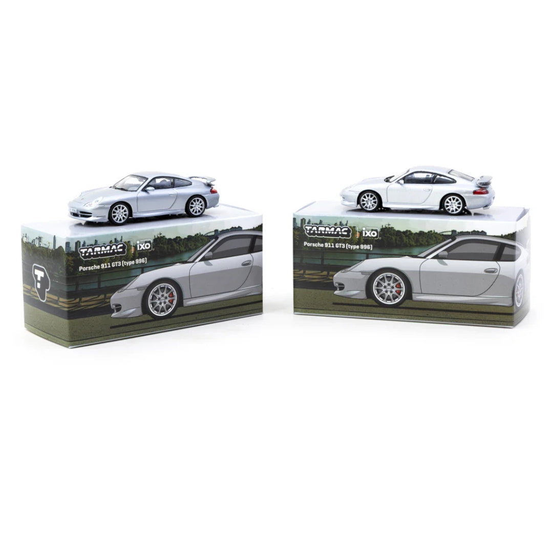*EN CAMINO* Tarmac Works X iXO Models Porsche 911 GT3 (type 996) Silver