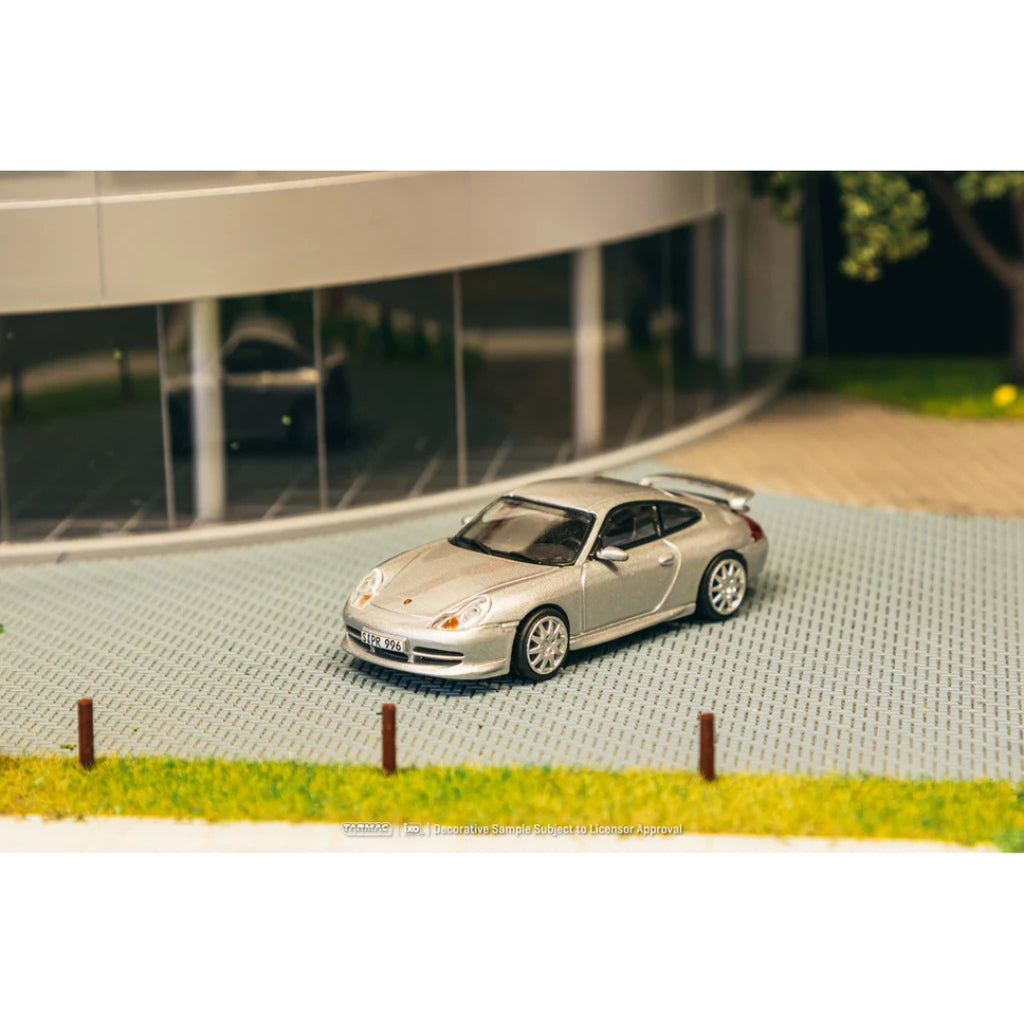 Tarmac Works X iXO Models Porsche 911 GT3 (type 996) Silver