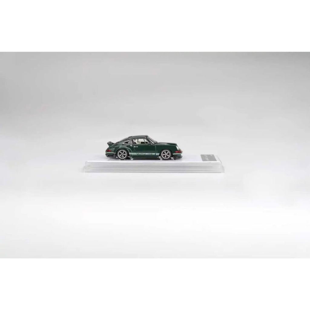 *PRE-ORDER* Zincit Model Singer DLS Oak Green Metallic | 2025 Auto Passion Alliance (APA)
