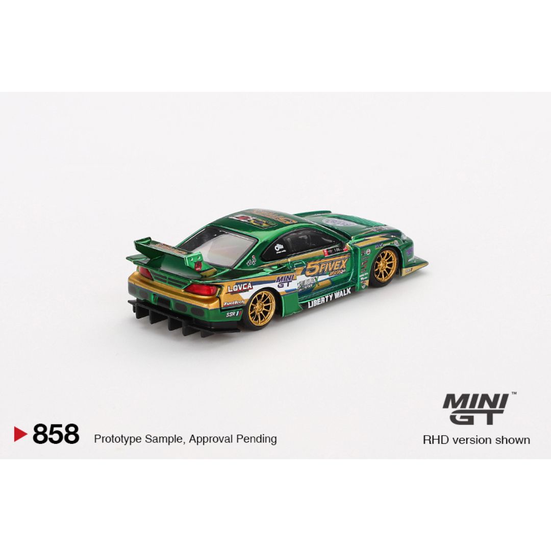 Mini GT S15 verde con diseño detallado y llantas doradas modelo a escala de Miskha Garage